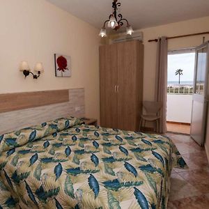 Habitación Estándar con Cama King